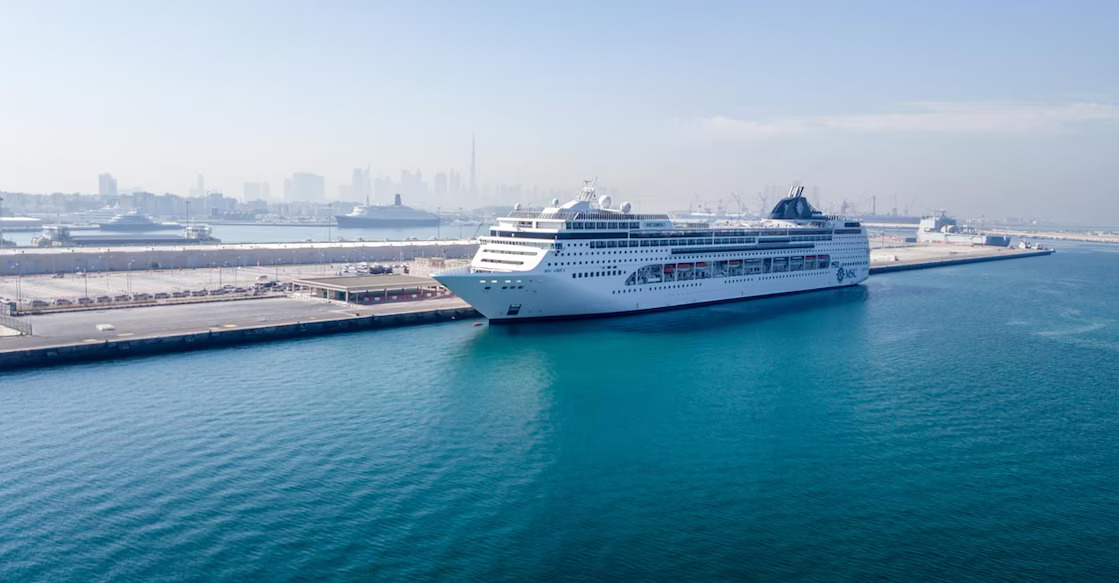 Cruise-ship