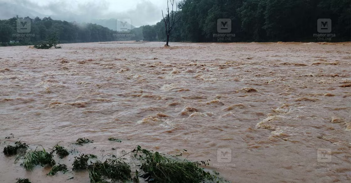 chaliyar-river-rain-3007 (1)