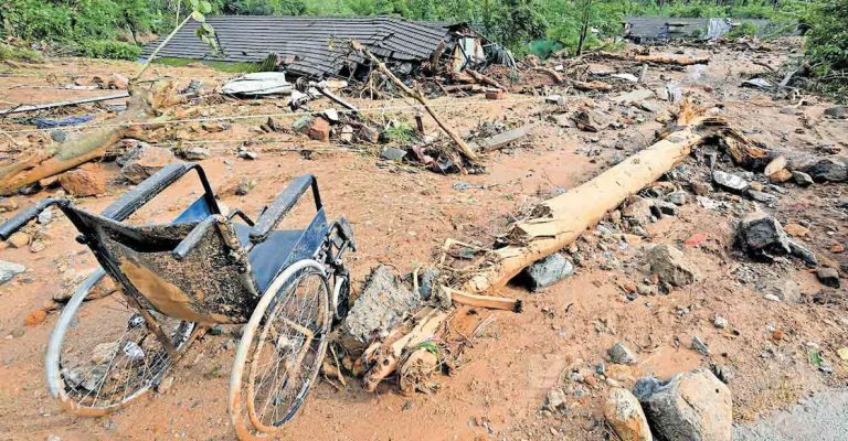 wayanad-landslide-atlee-fernandez-image